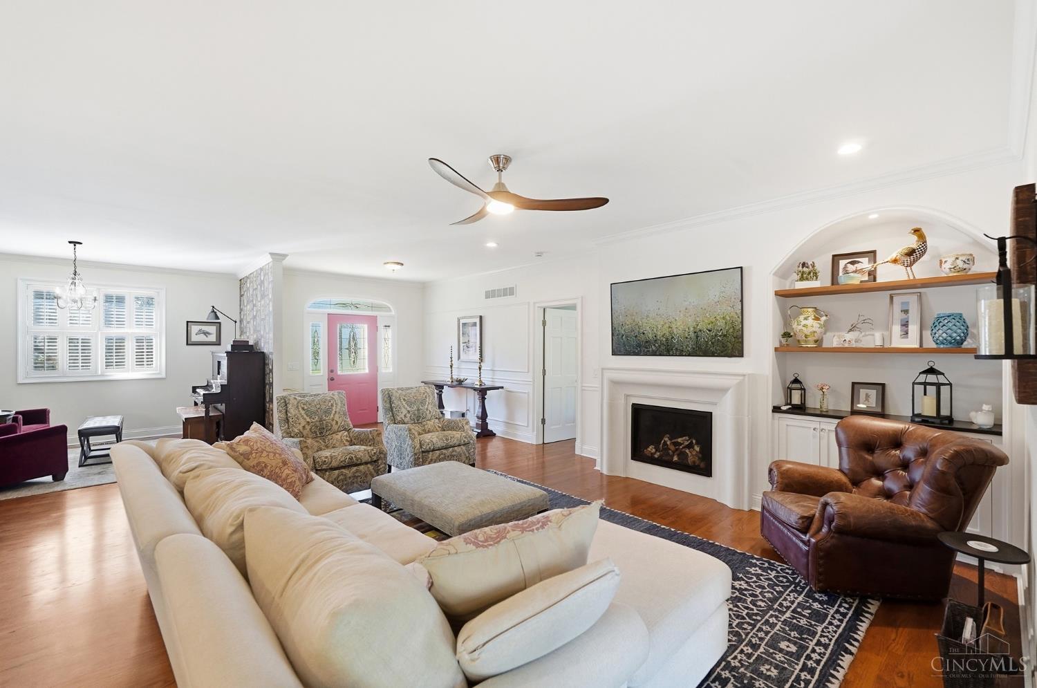 1600 Red Fox Lane