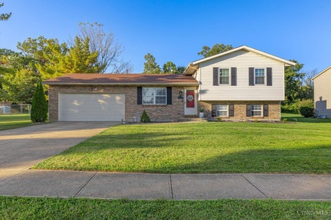 Photo of 3920 Carrington Way Way, Fairfield Township, OH 45011 (MLS # 1896786)