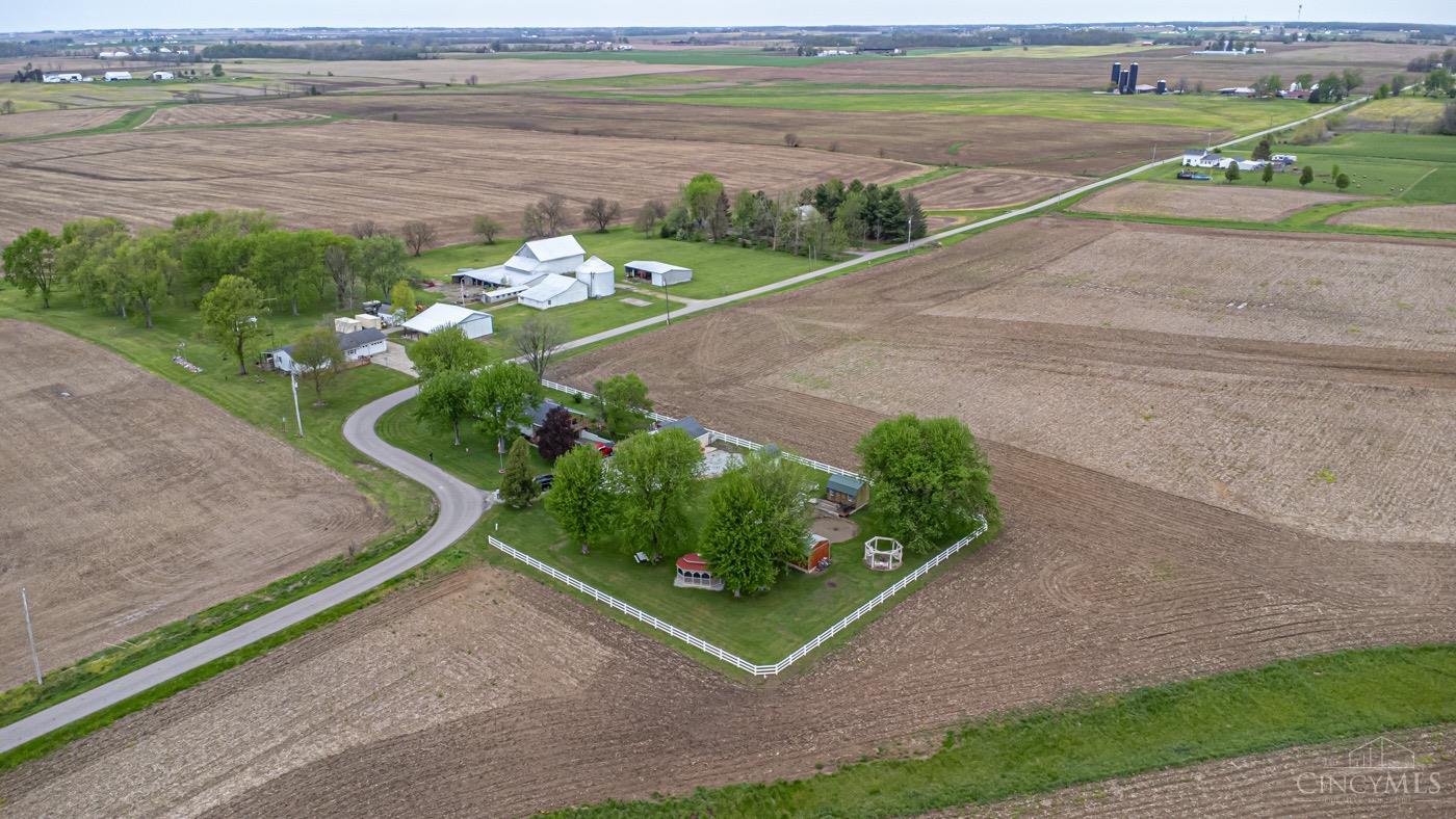 3202 Borradaile Road, Eaton, Ohio image 2