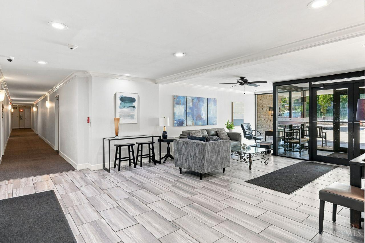 1815 Wm H Taft Road 505