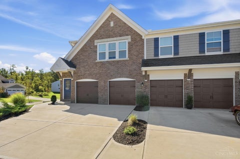 Photo of 693 Tradition Ridge, Union Township, OH 45245 (MLS # 1895599)