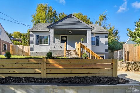 Photo of 133 Glenwood Avenue, Cincinnati, OH 45217 (MLS # 1870878)