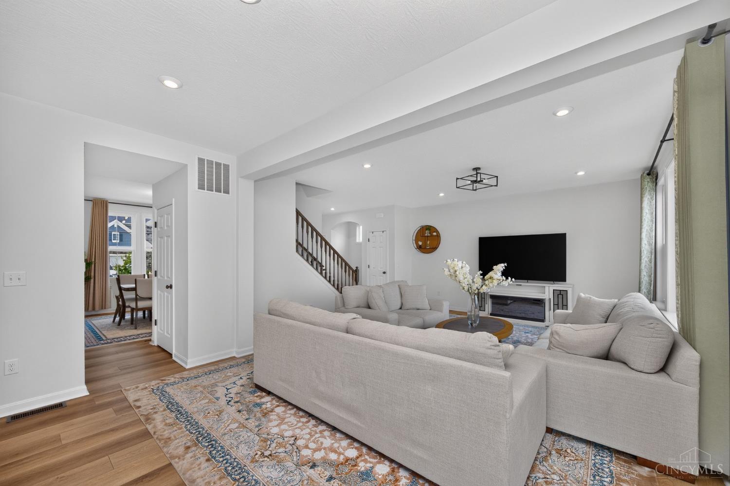 5068 Ross Ridge