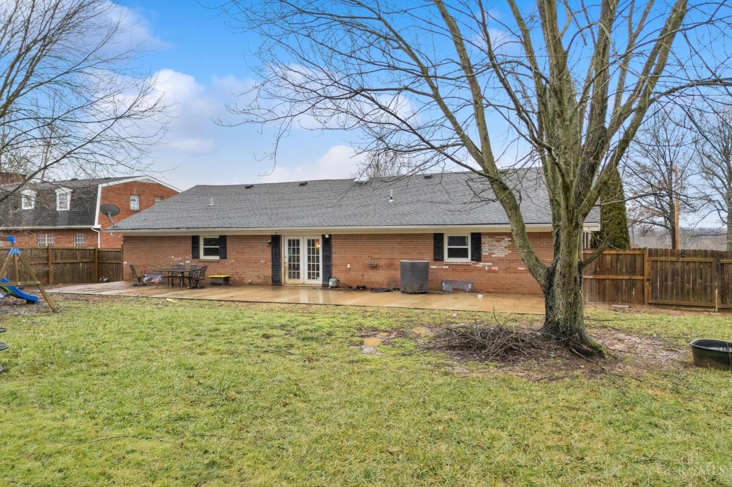 122 Westover Drive, Hillsboro, Ohio image 6