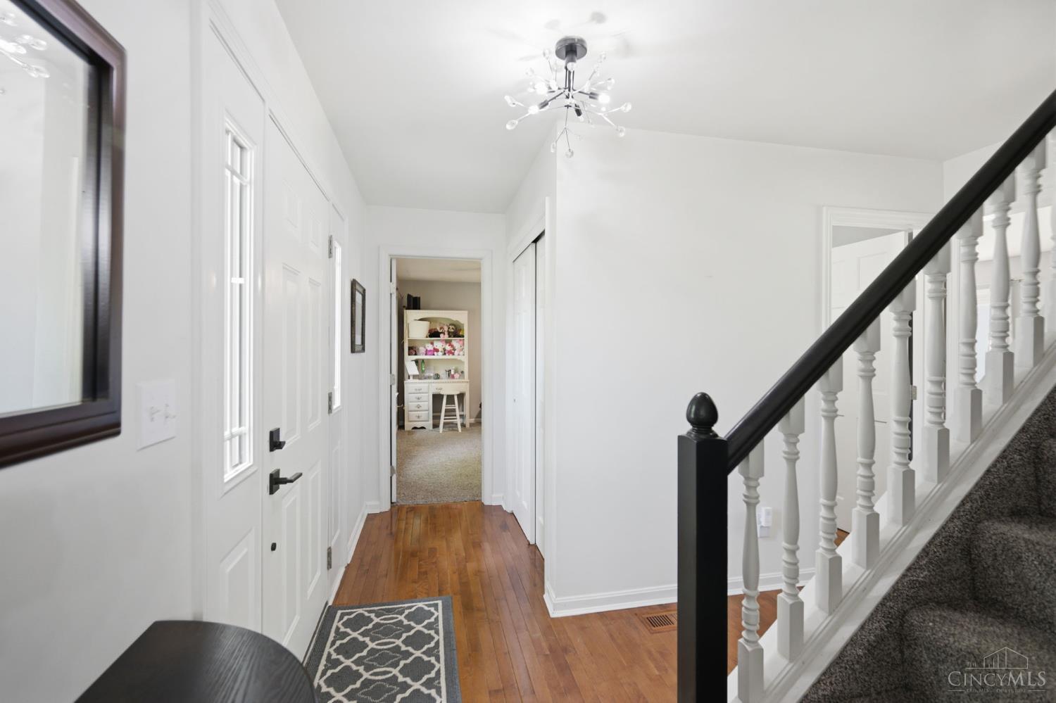 6181 Sugartree Court