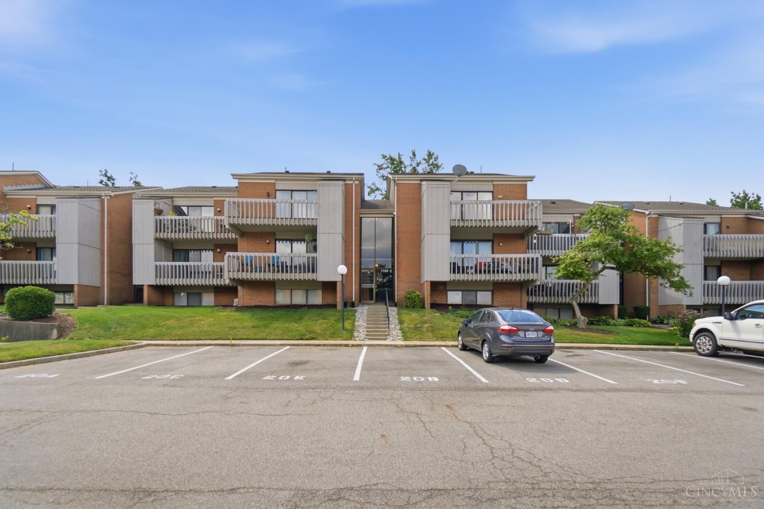1120 Eagle Feather Circle C