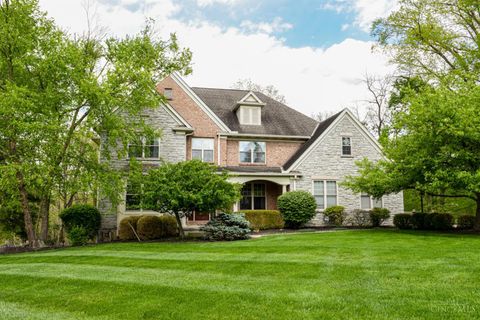 Photo of 8592 Concord Hills Circle, Sycamore Township, OH 45243 (MLS # 1875919)