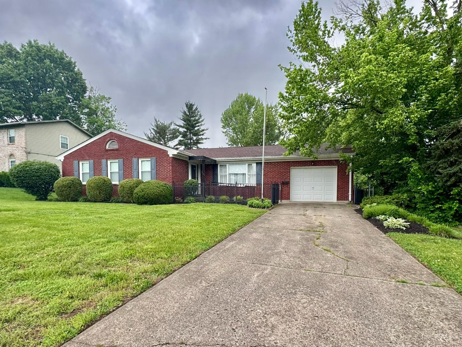 835 Wesleyan Drive, Fairfield, Ohio image 2