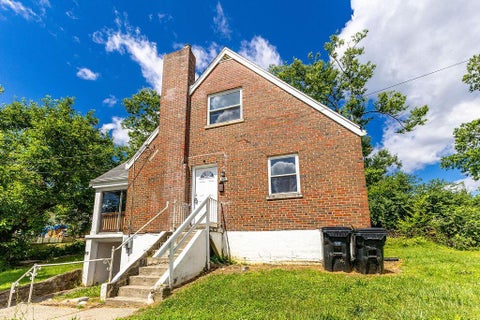 Photo of 1401 Beech Avenue, Cincinnati, OH 45205 (MLS # 1882767)