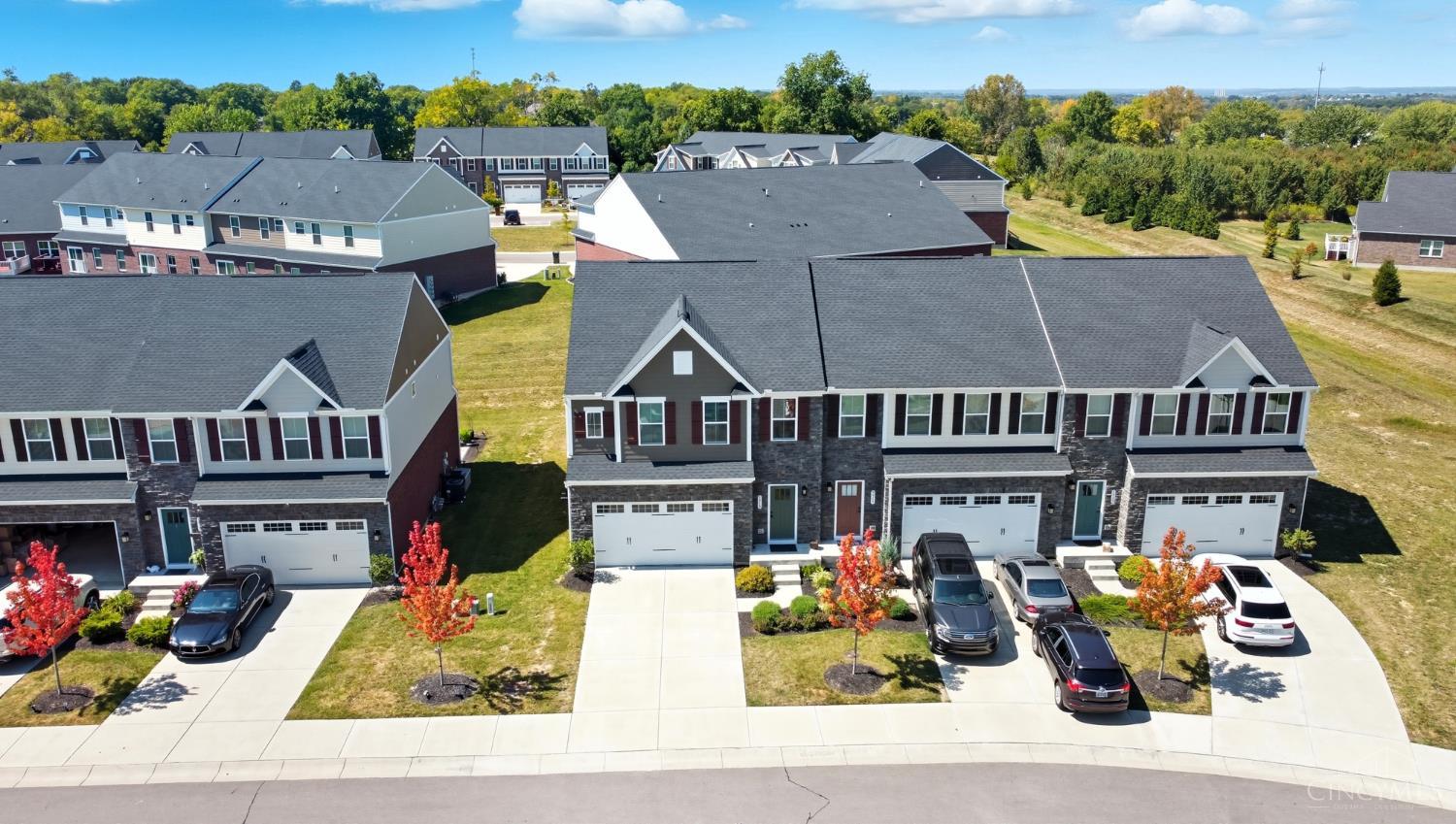 5913 Stones Throw Way