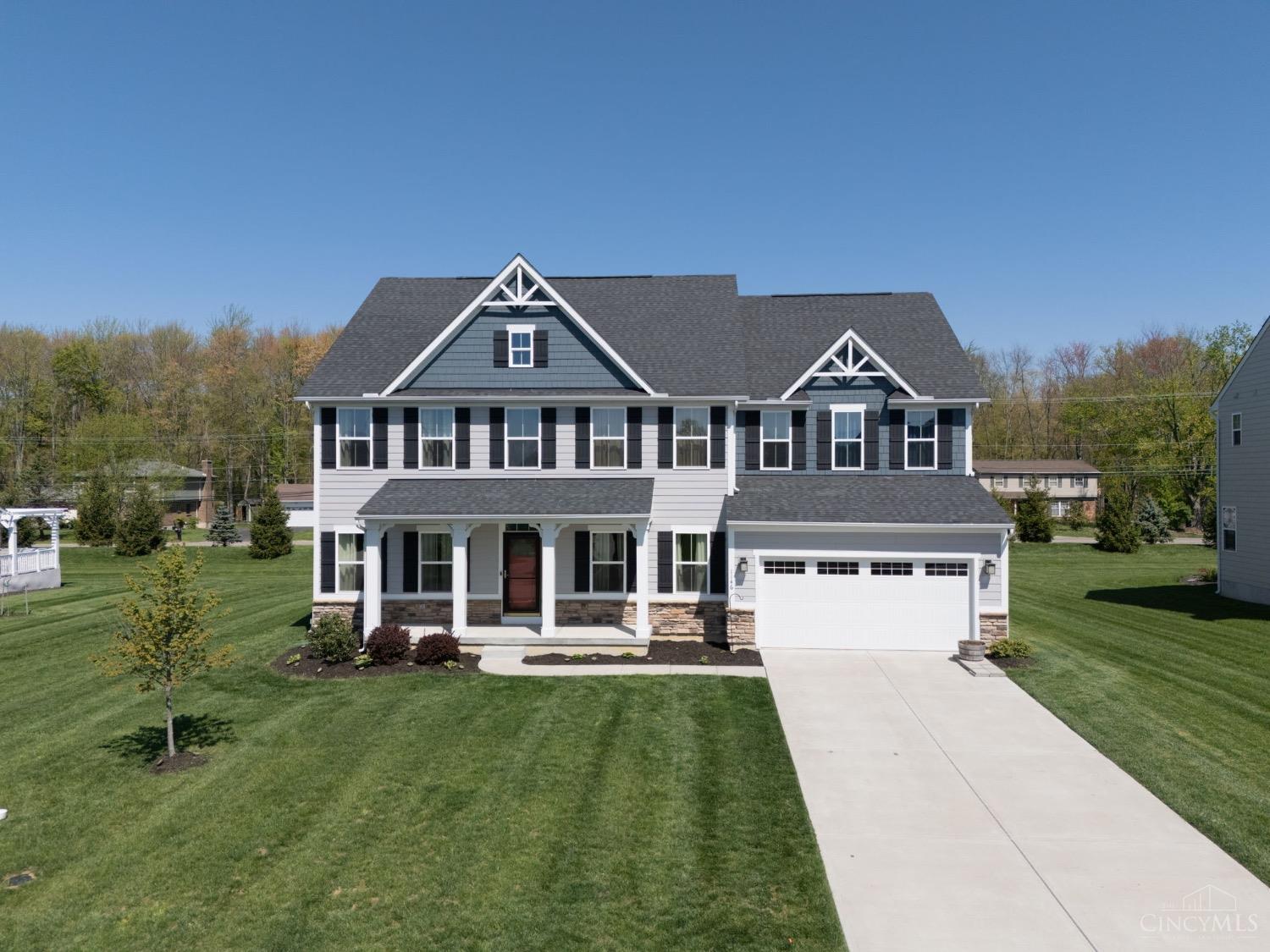 1146 Clover Field Drive, Miami Twp, Ohio image 1