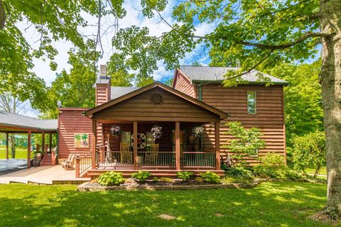 Photo of 635 Pence Road, Winchester Twp, OH 45679 (MLS # 1842134)