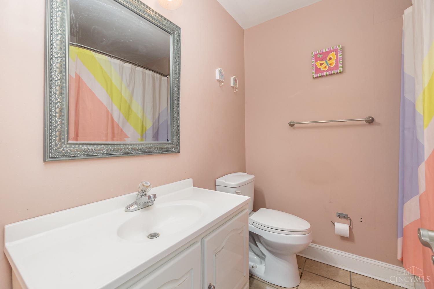 881 E Crescentville Road, Springdale, Ohio image 21
