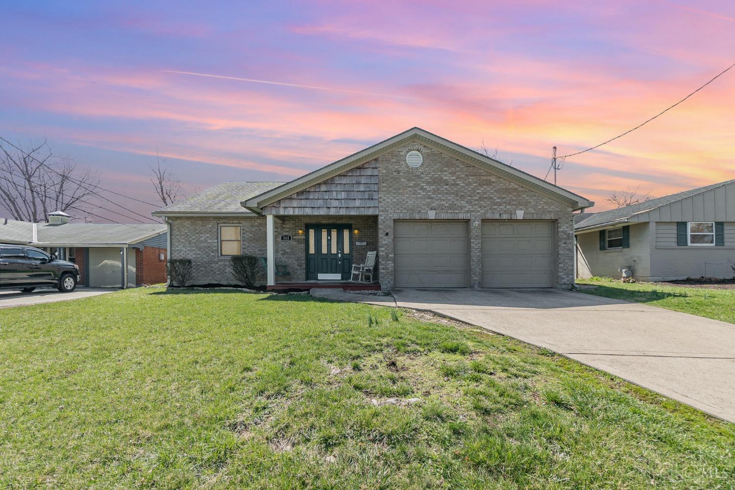 881 E Crescentville Road, Springdale, Ohio image 1