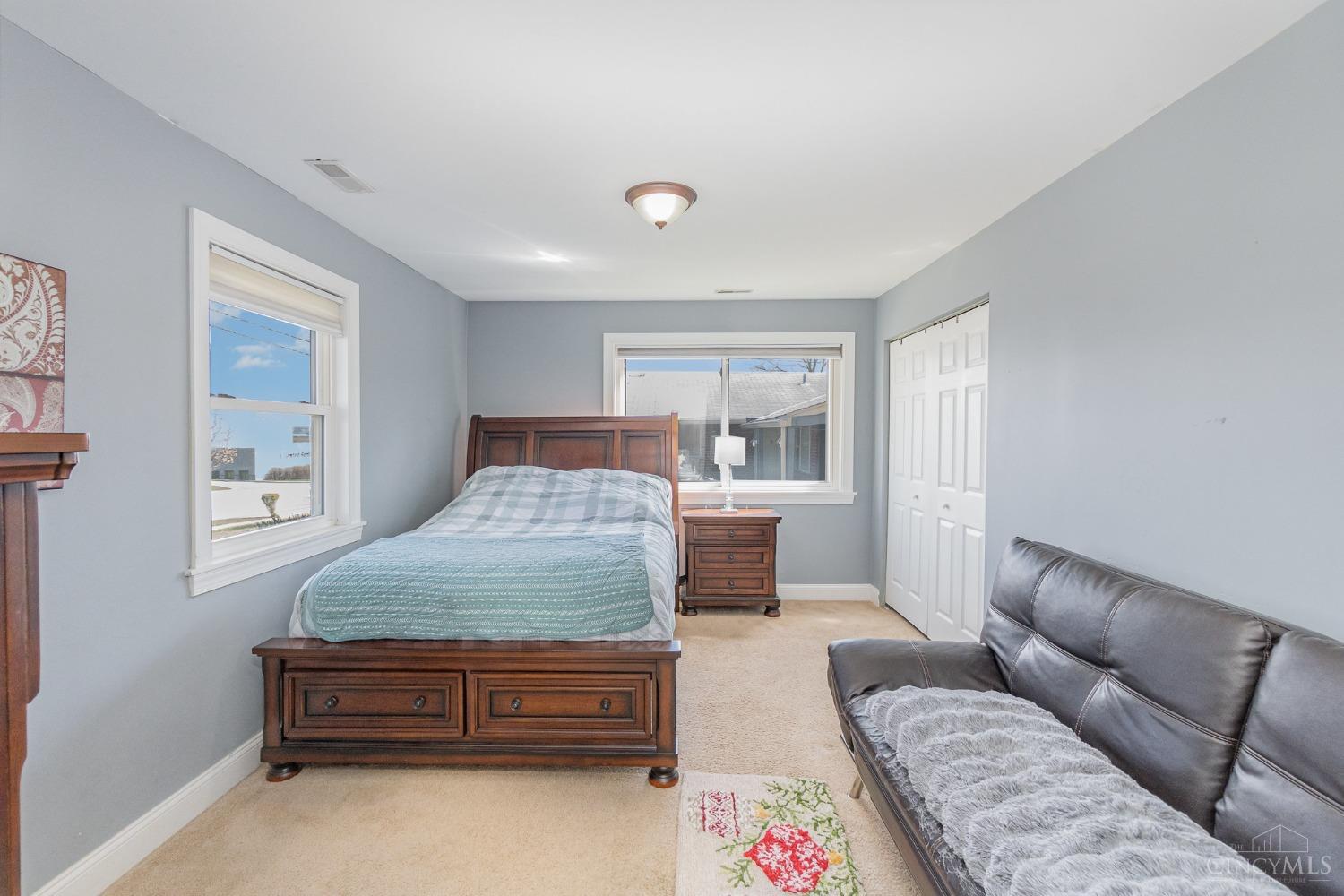 881 E Crescentville Road, Springdale, Ohio image 17