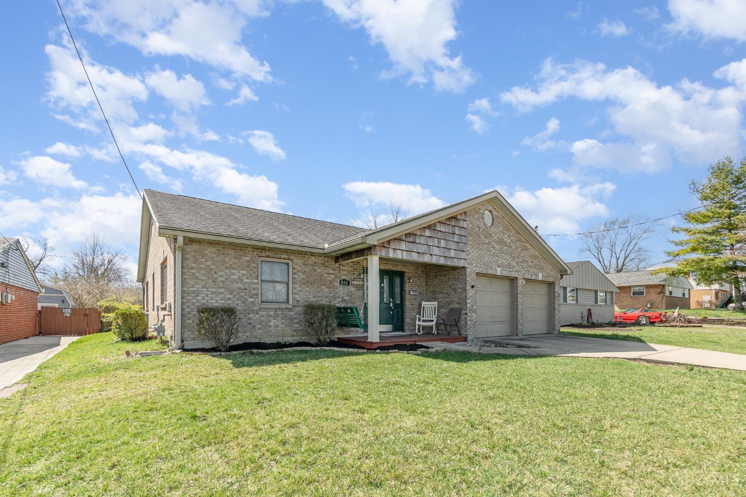 881 E Crescentville Road, Springdale, Ohio image 3