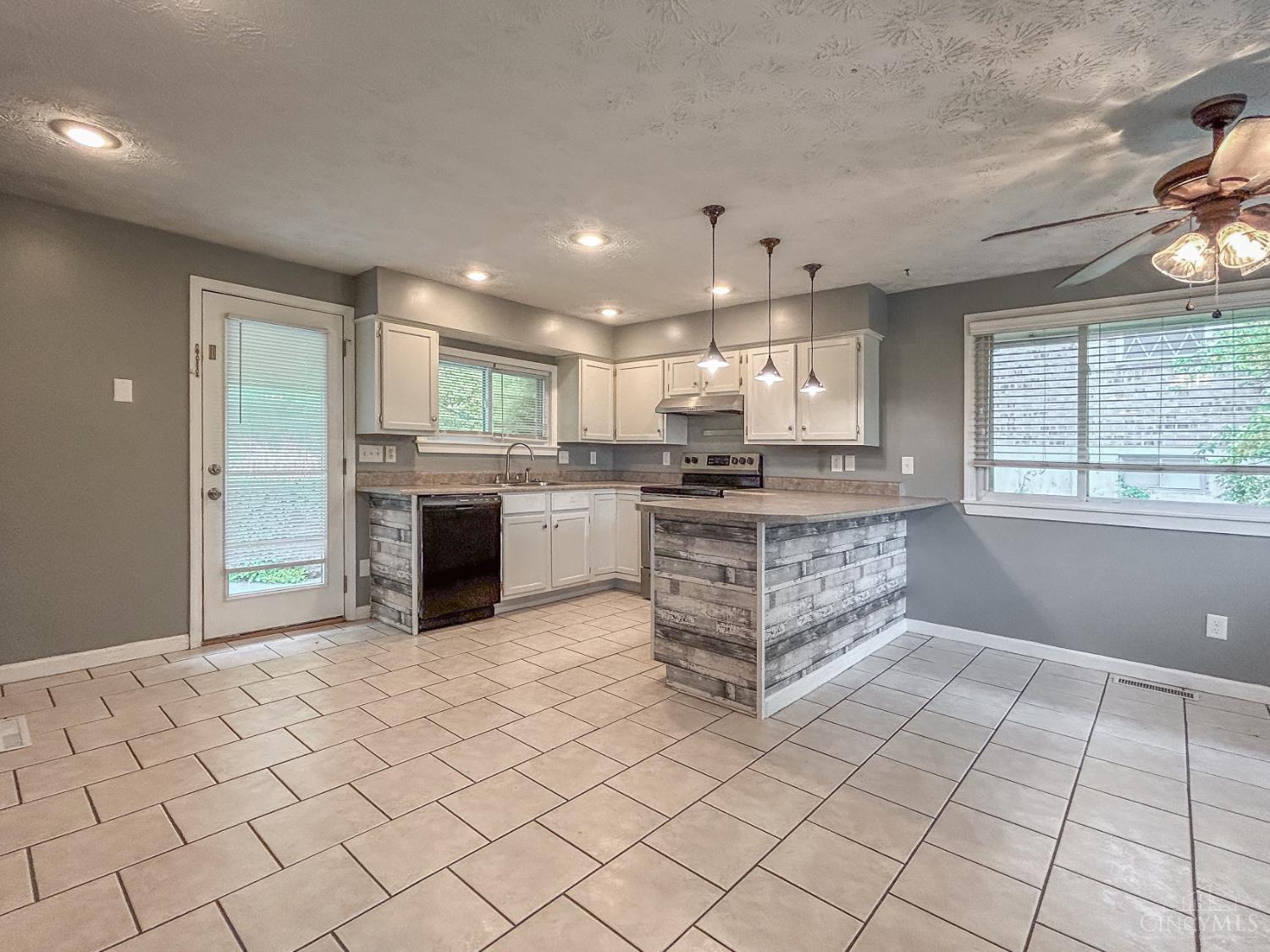 346 Hyde Park Drive, Hamilton, Ohio image 9
