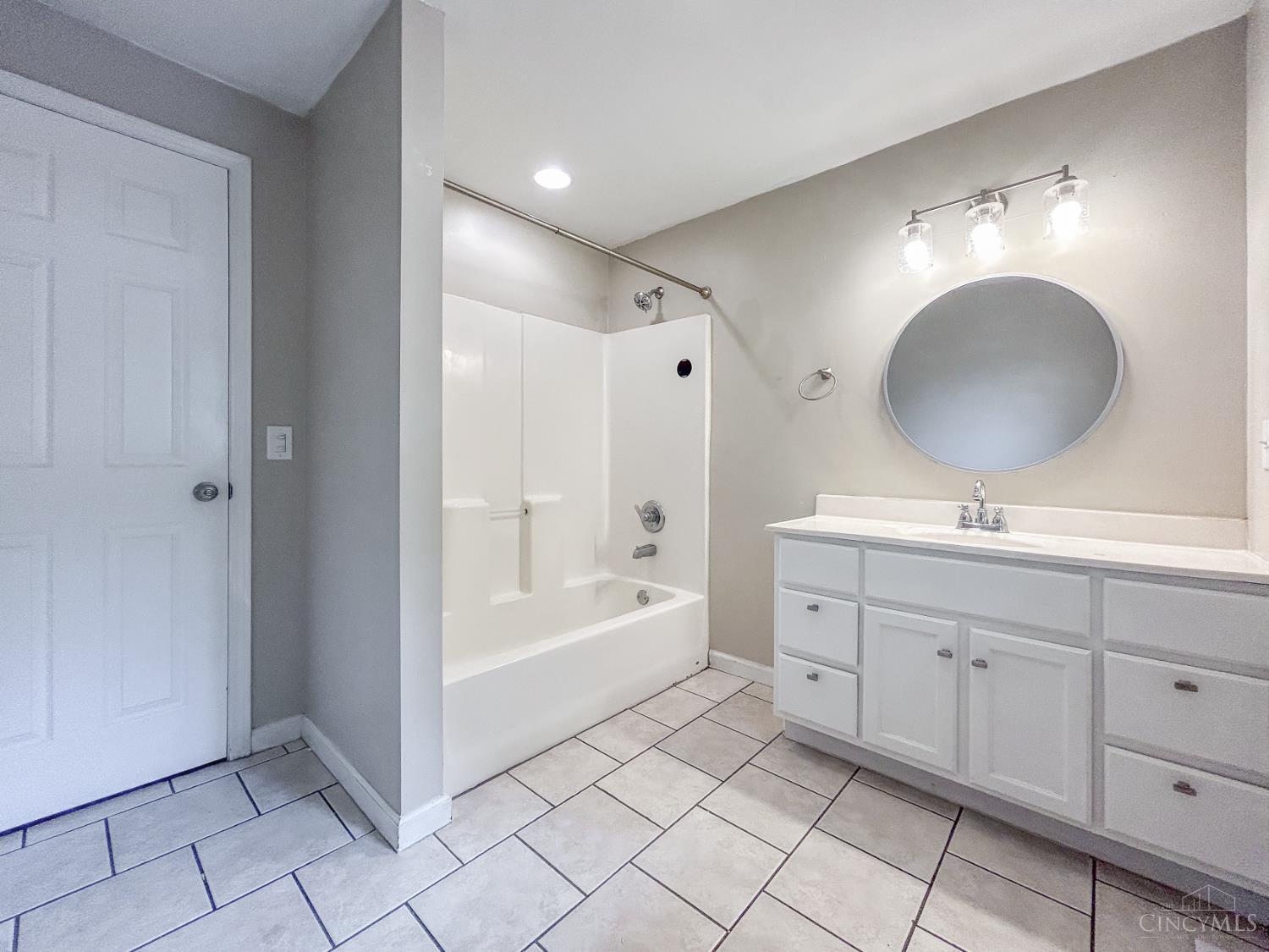 346 Hyde Park Drive, Hamilton, Ohio image 16