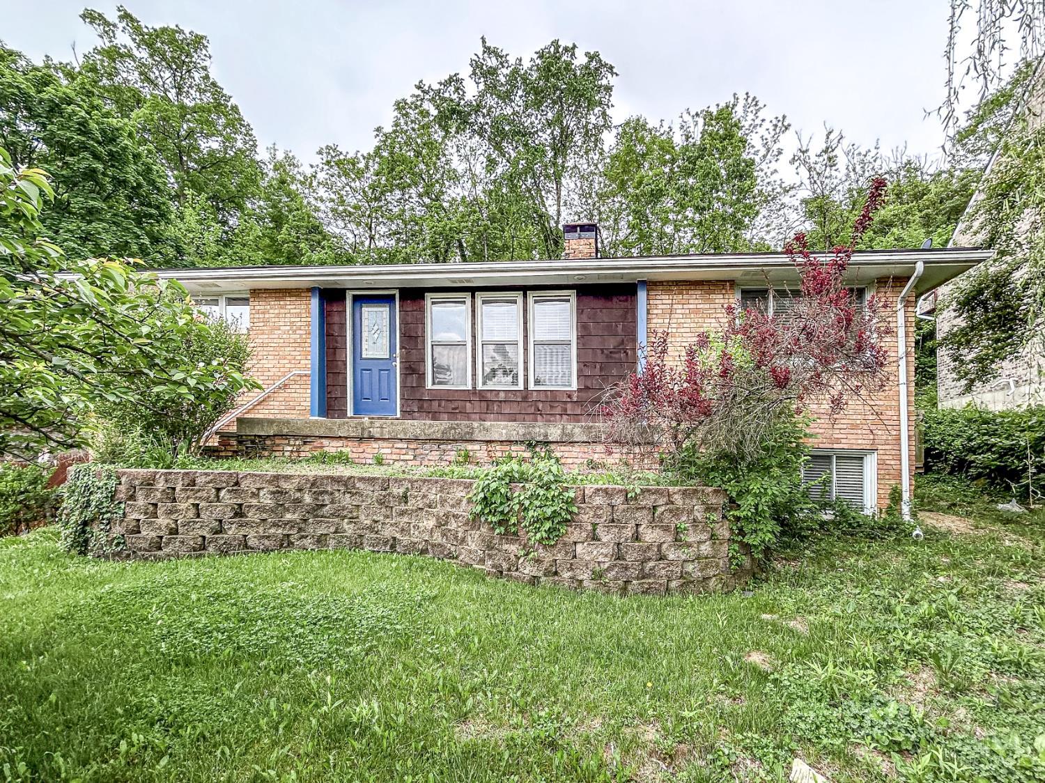 346 Hyde Park Drive, Hamilton, Ohio image 1