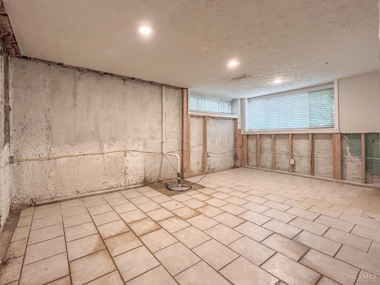 346 Hyde Park Drive, Hamilton, Ohio image 23
