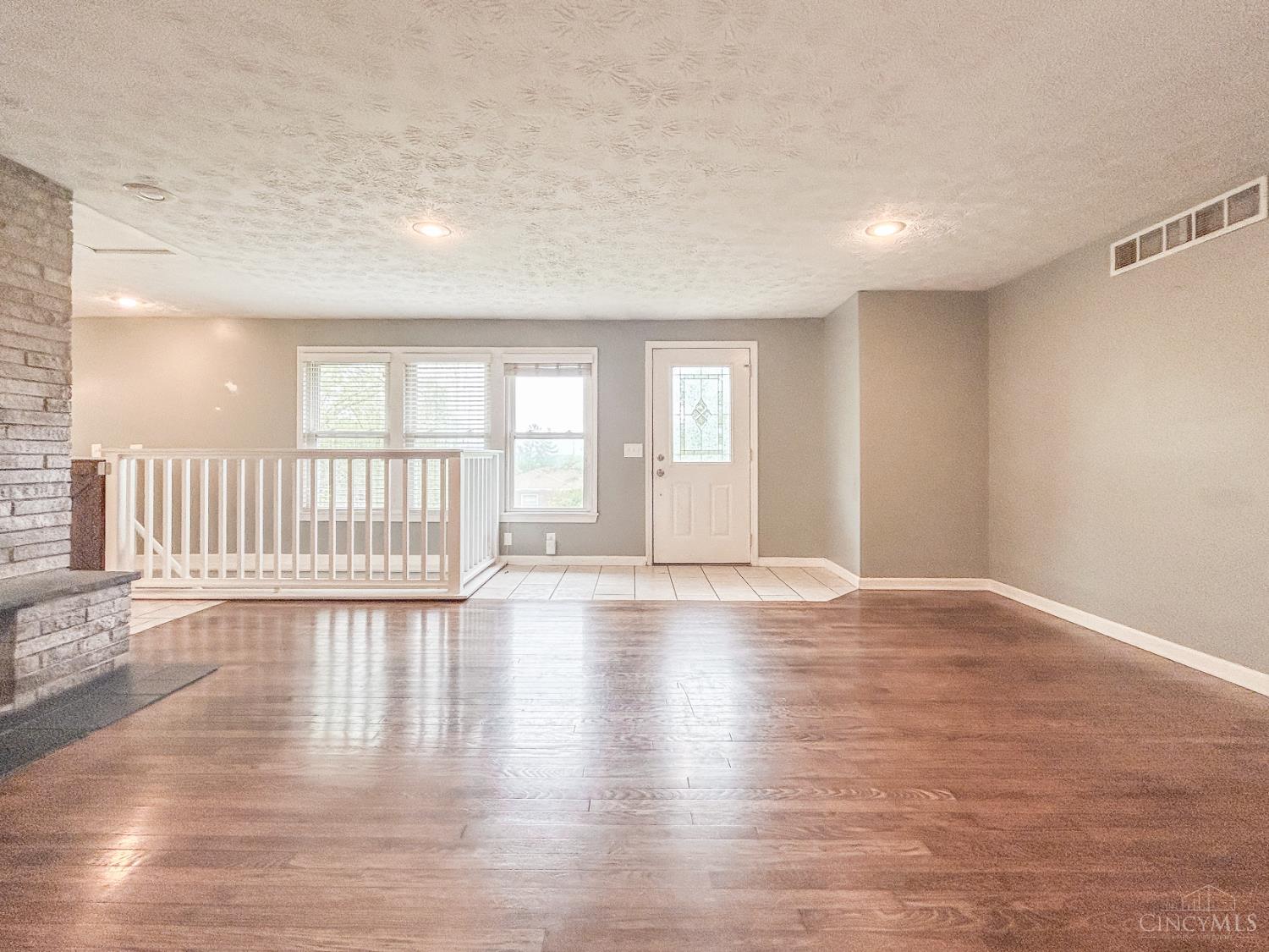 346 Hyde Park Drive, Hamilton, Ohio image 5