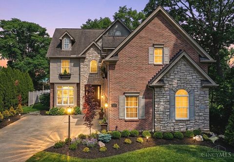 Photo of 9630 Ross Avenue, Montgomery, OH 45242 (MLS # 1879971)