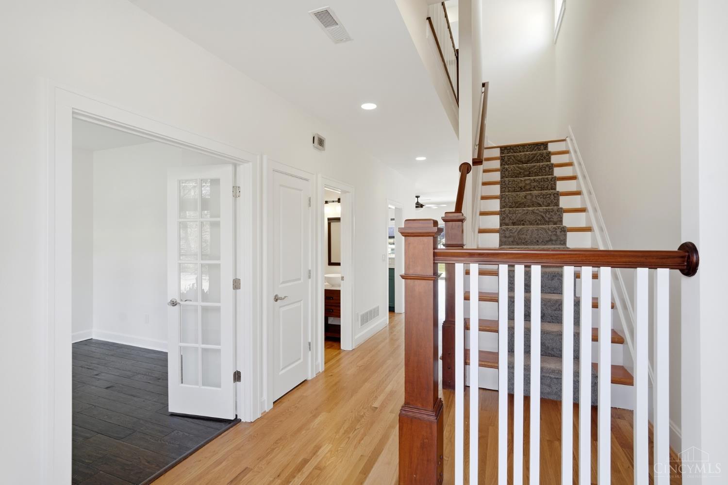 3003 Riverside Drive