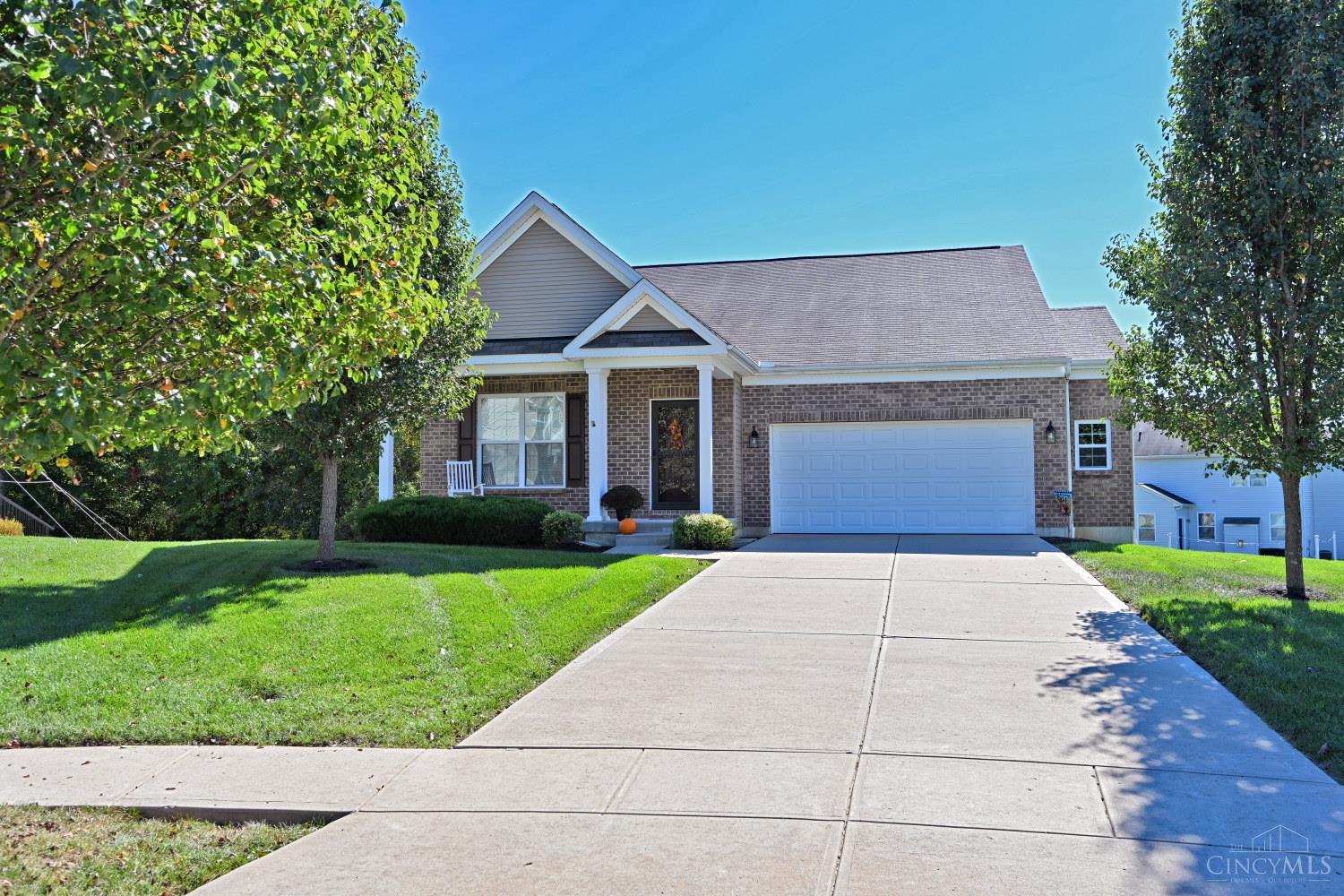 975 London Court