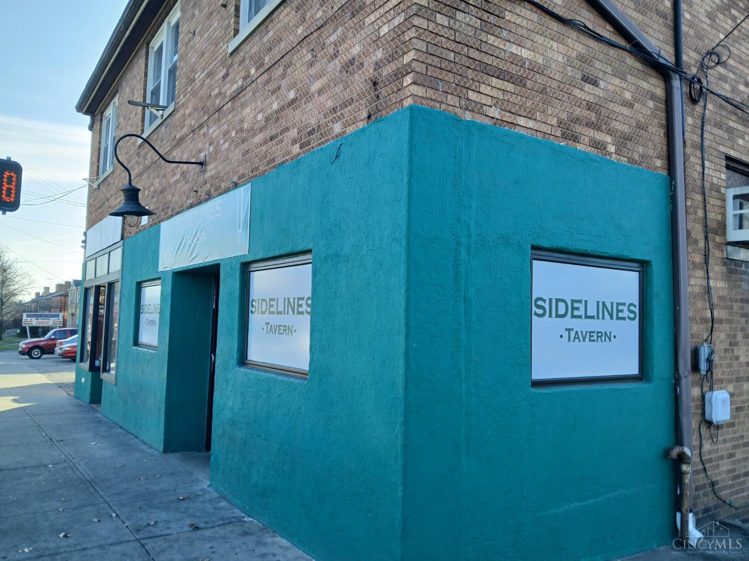 3095 Glenmore Avenue