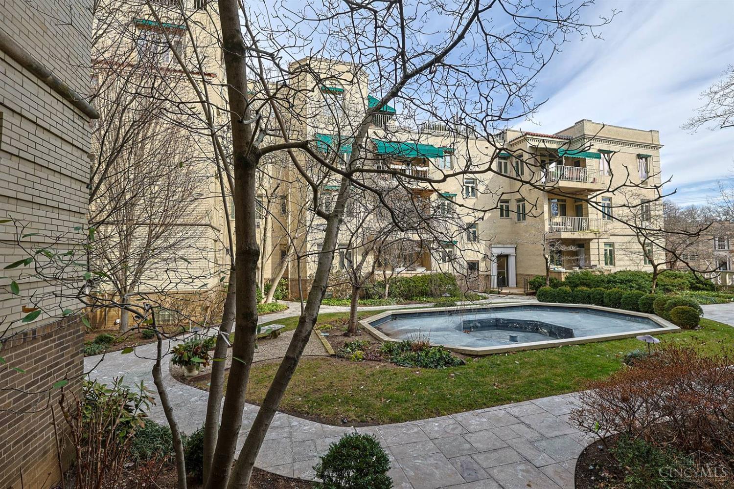 2378 Madison Road 34