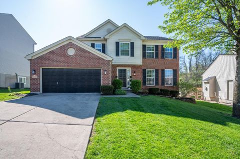 Photo of 4817 Kleeman Green Drive, Cincinnati, OH 45211 (MLS # 1874288)