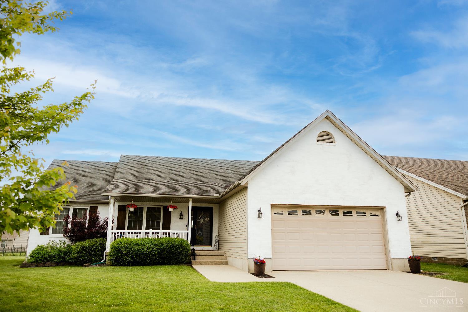 1452 Meadow Ridge Circle, Wilmington, Ohio image 1
