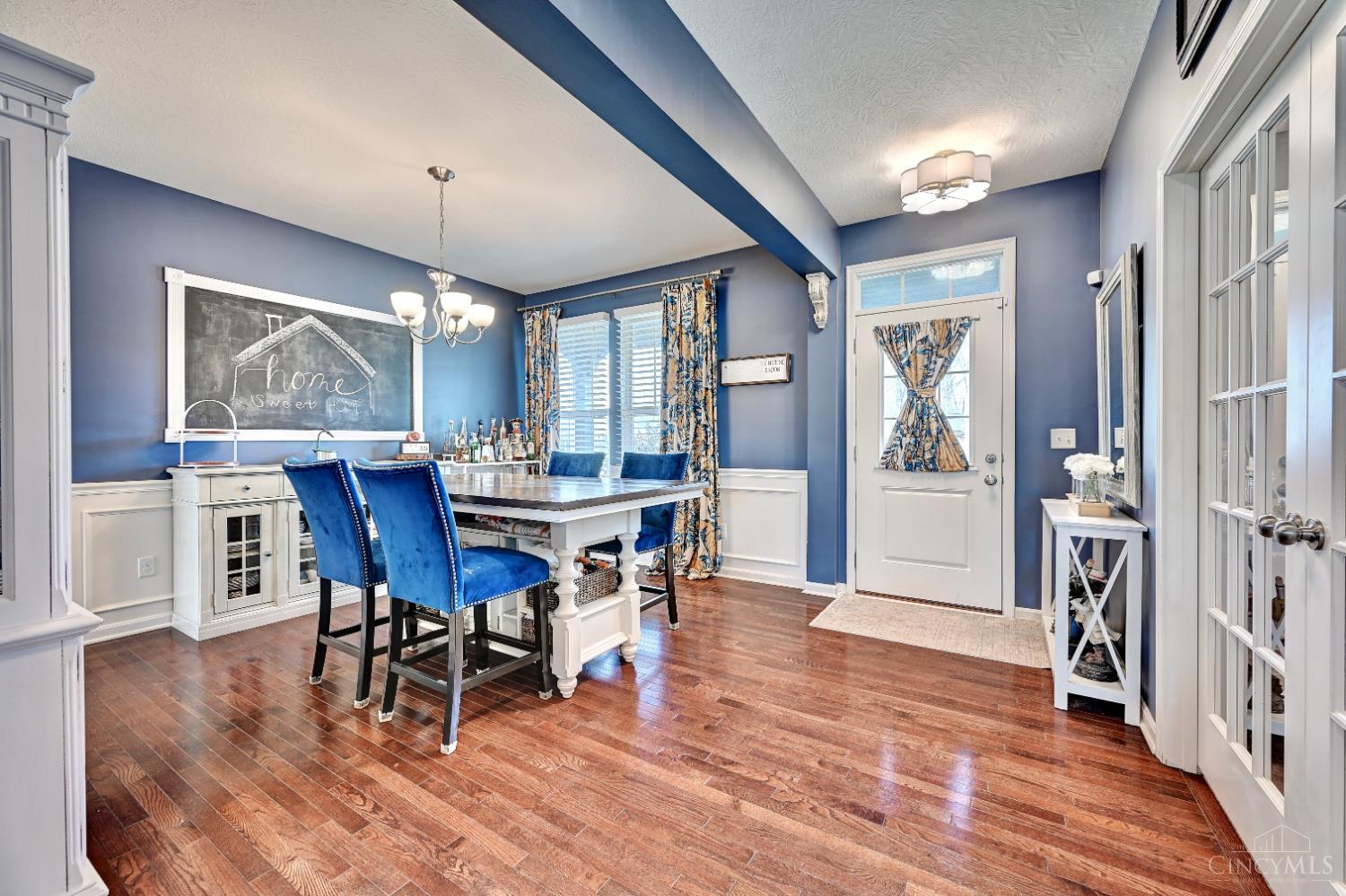 1425 Woodbury Glen Drive