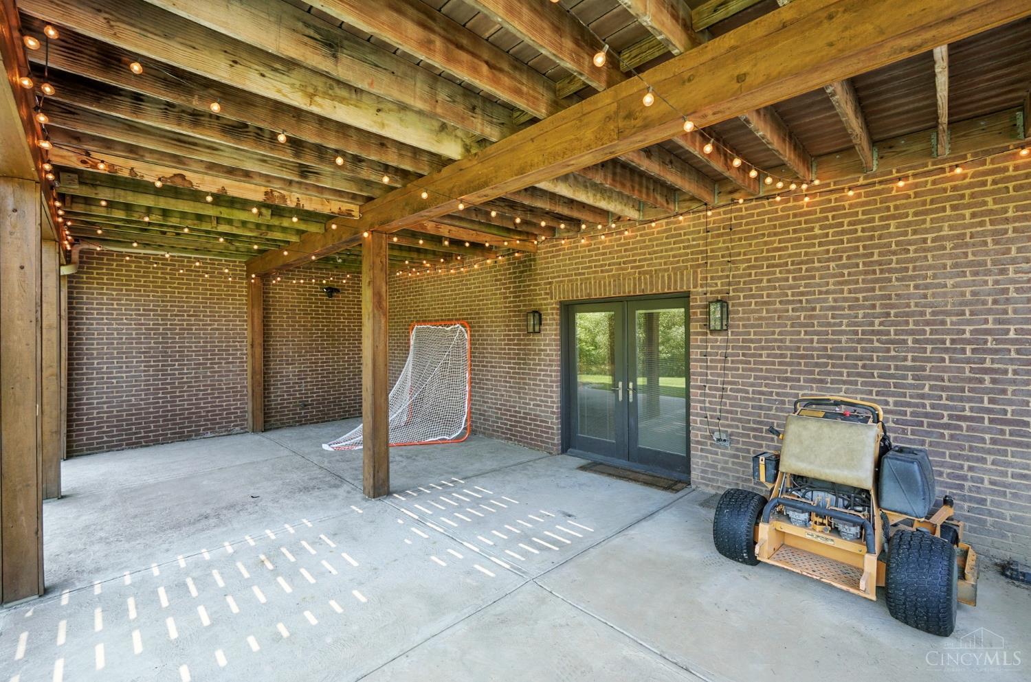 4662 Summit Oak Lane, Green Township, Ohio image 45