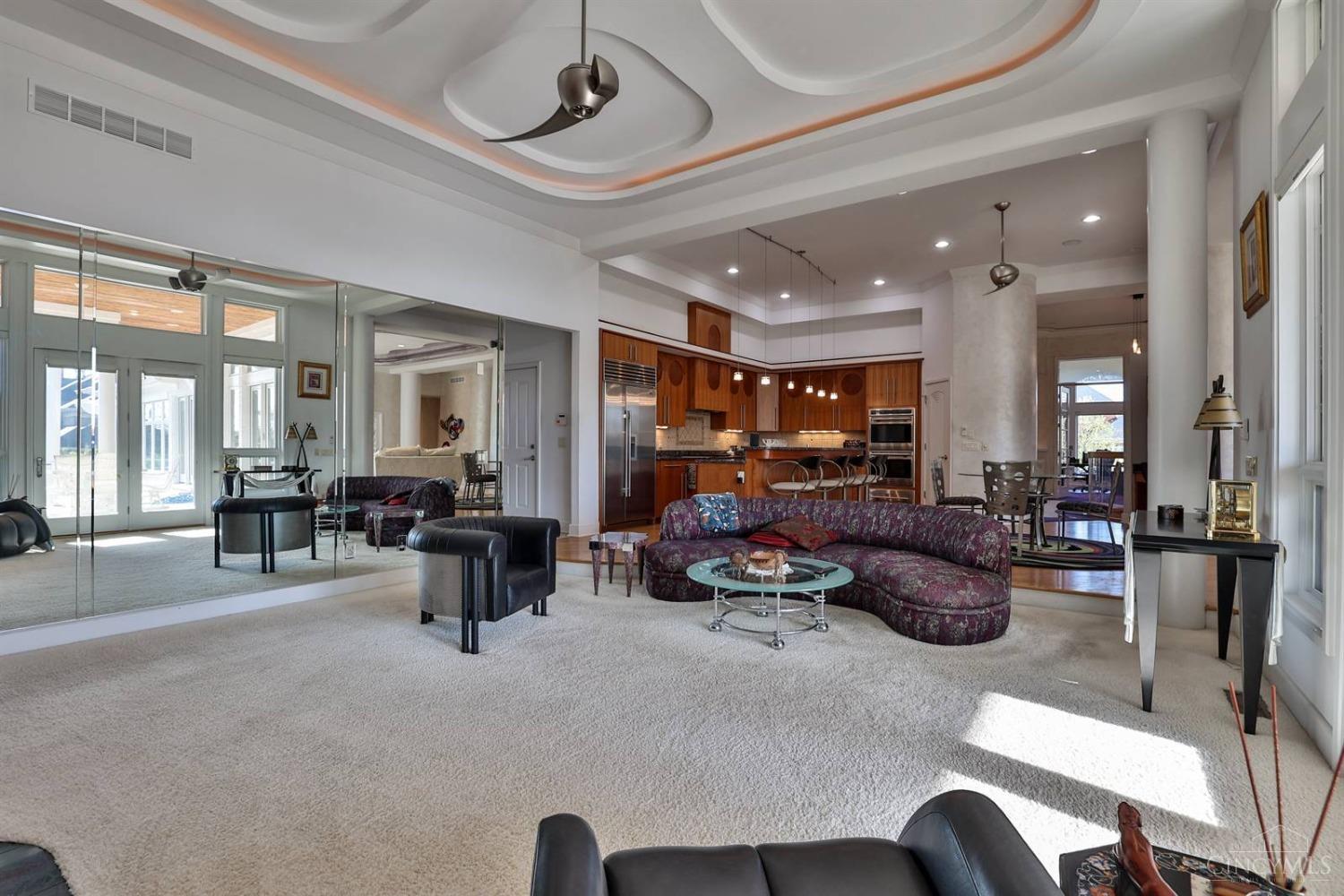 9130 Ambercreek Drive, Amberley, Ohio image 13