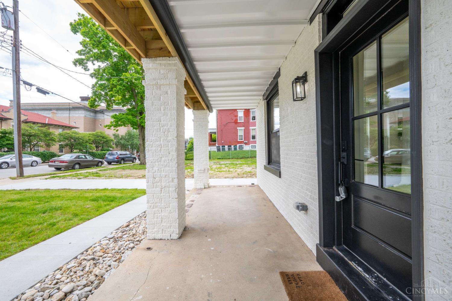 817 Hawthorne Avenue #A, Cincinnati, Ohio image 2