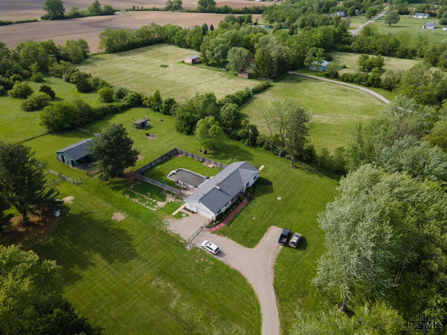 3753 Weisenberger Road, Clearcreek Twp., Ohio image 41