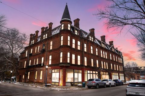 Photo of 1217 Central Avenue, Cincinnati, OH 45214 (MLS # 1876440)
