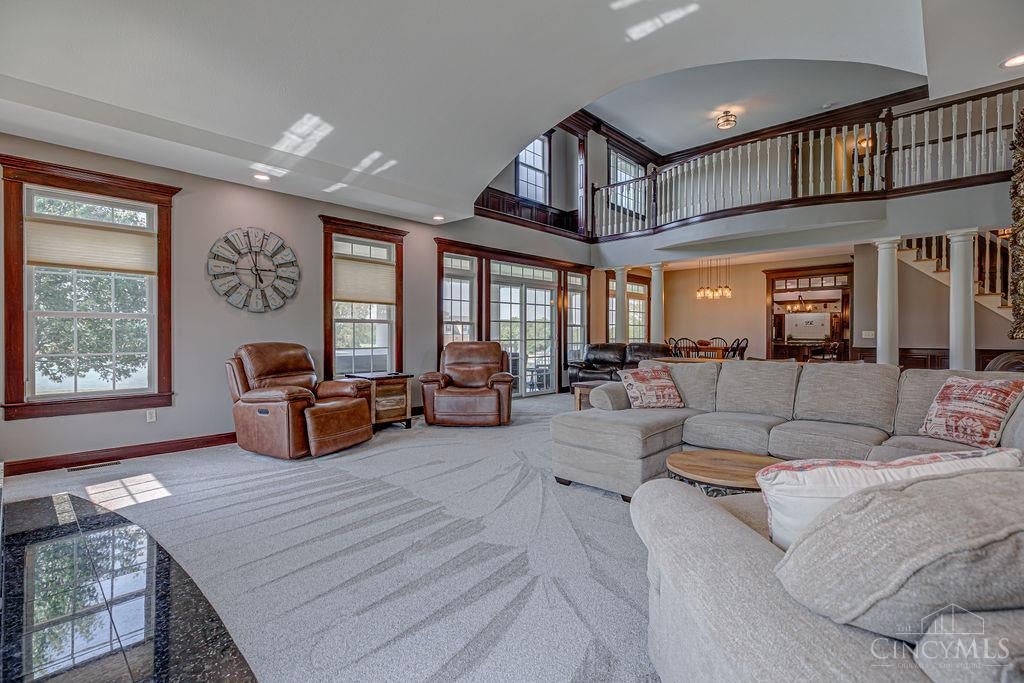 4962 Thomas Road