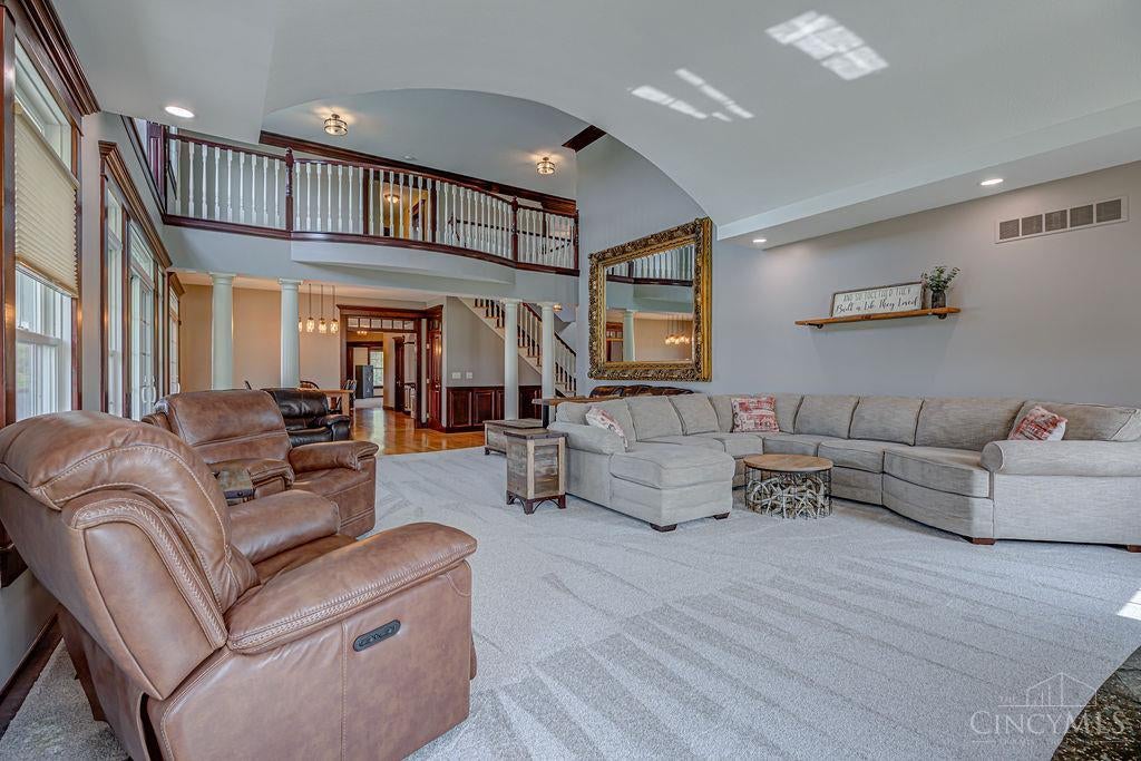 4962 Thomas Road