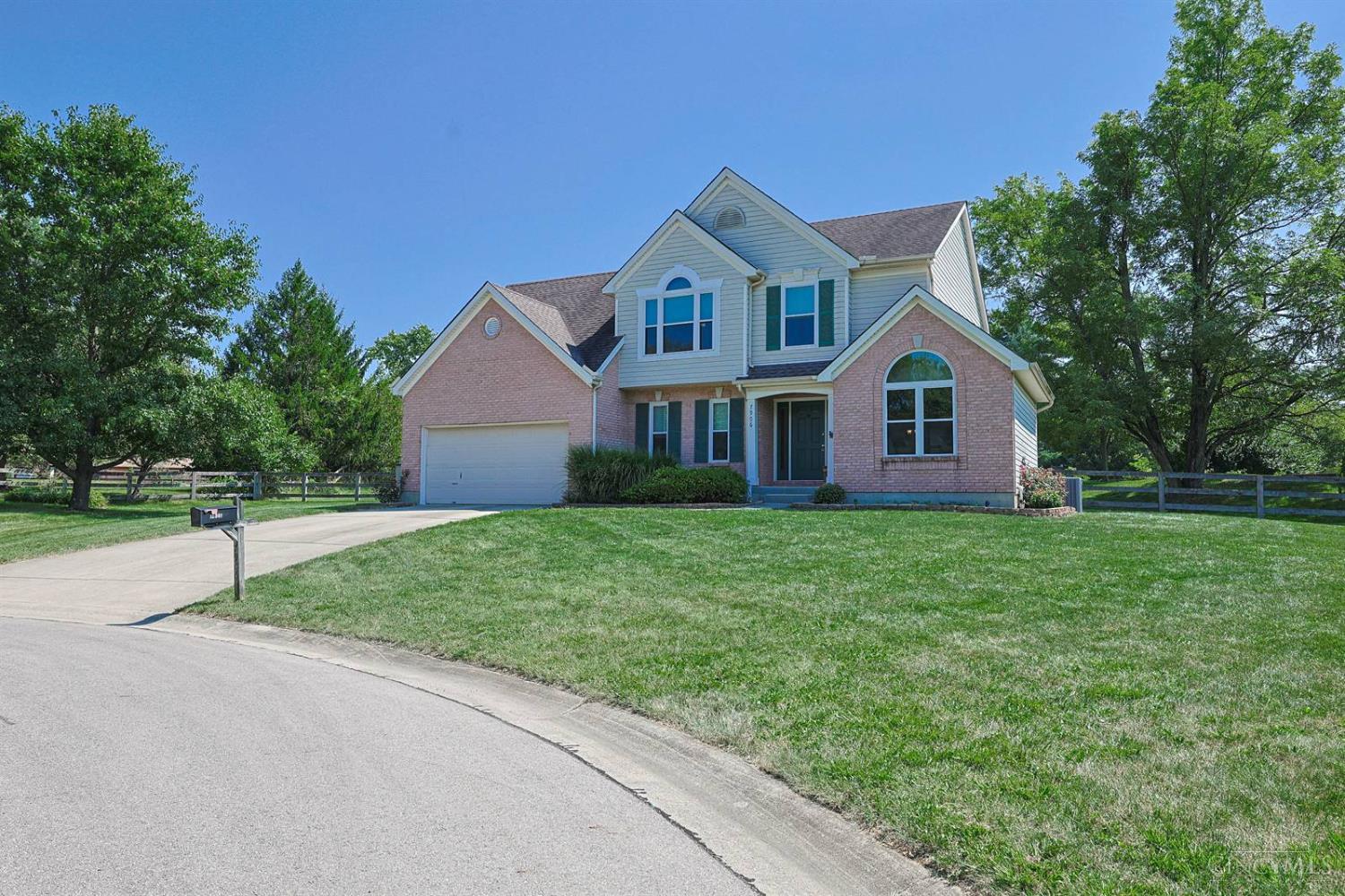 7906 Laurelwood Drive