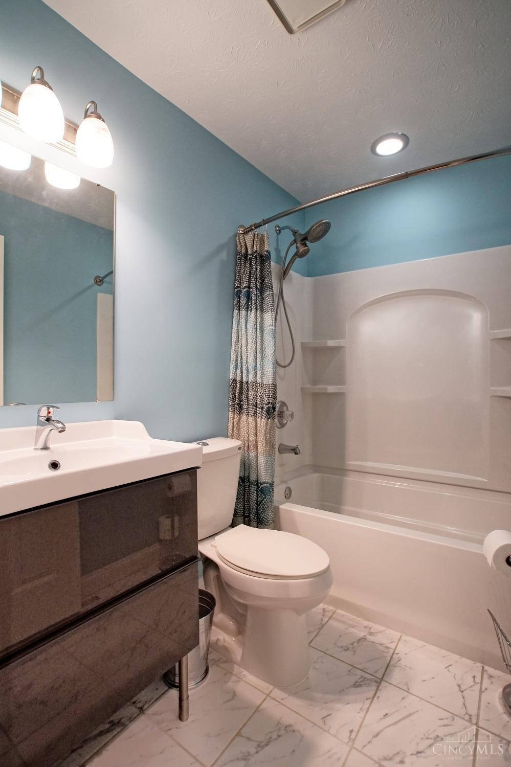 7682 Granby Way, West Chester, Ohio image 29