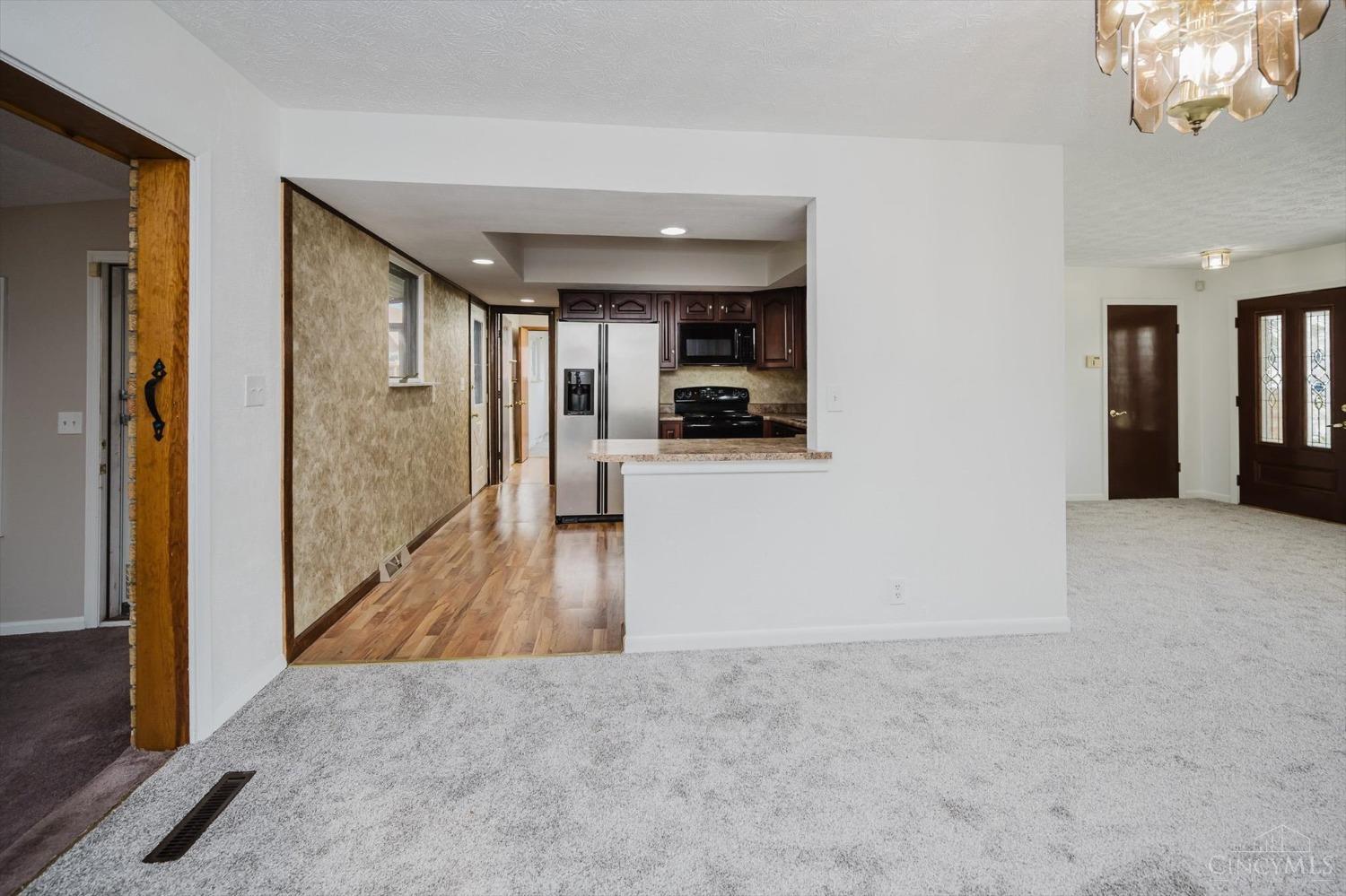 4637 Fairfield Avenue, Fairfield, Ohio image 16