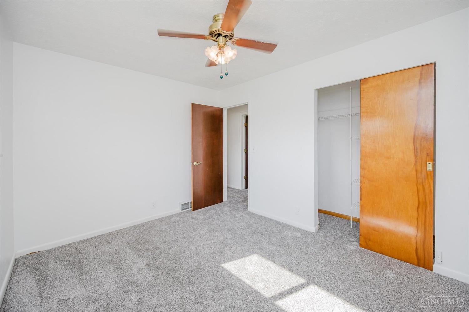 4637 Fairfield Avenue, Fairfield, Ohio image 36