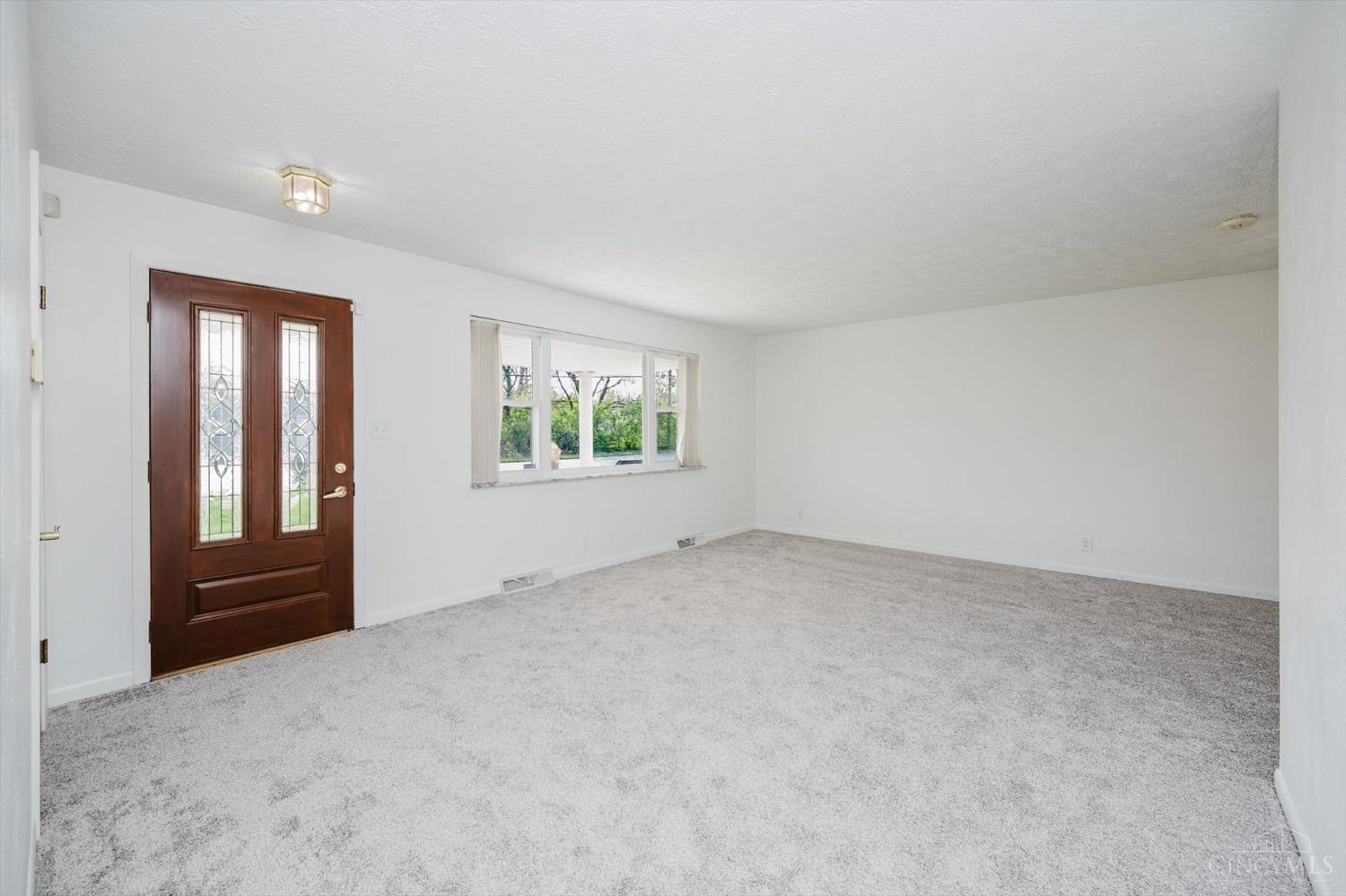 4637 Fairfield Avenue, Fairfield, Ohio image 6