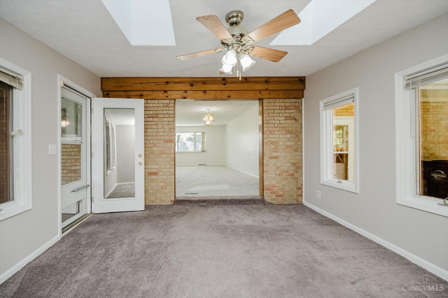 4637 Fairfield Avenue, Fairfield, Ohio image 22