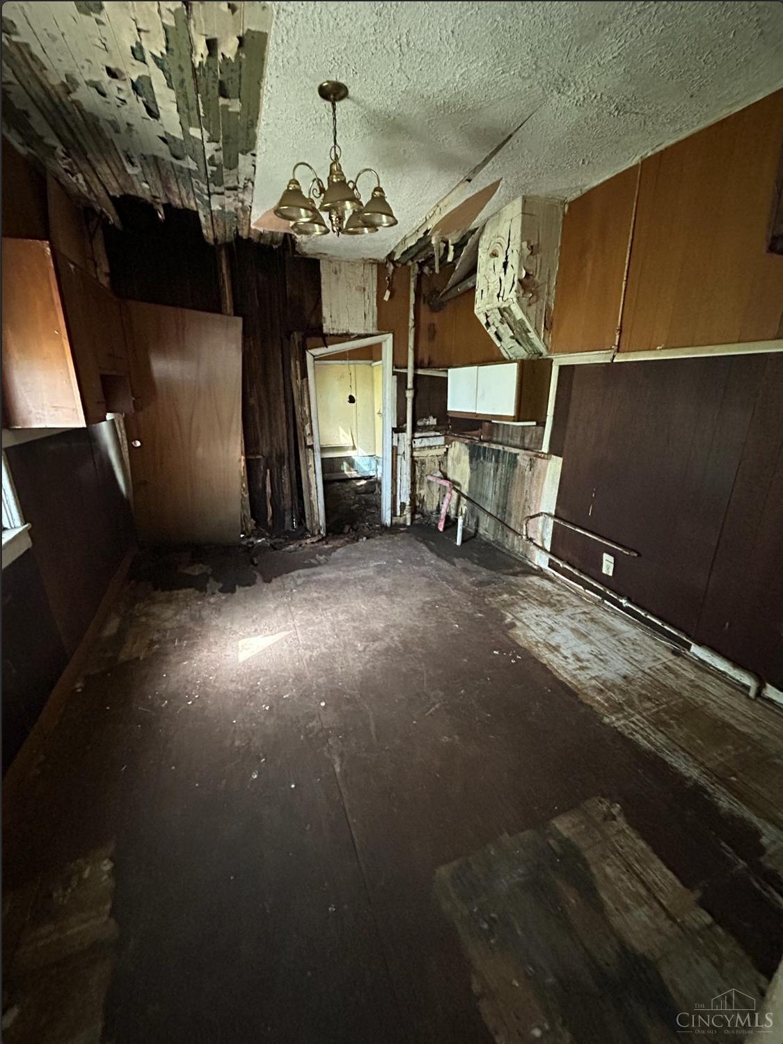 832 Livingston Street, Cincinnati, Ohio image 6