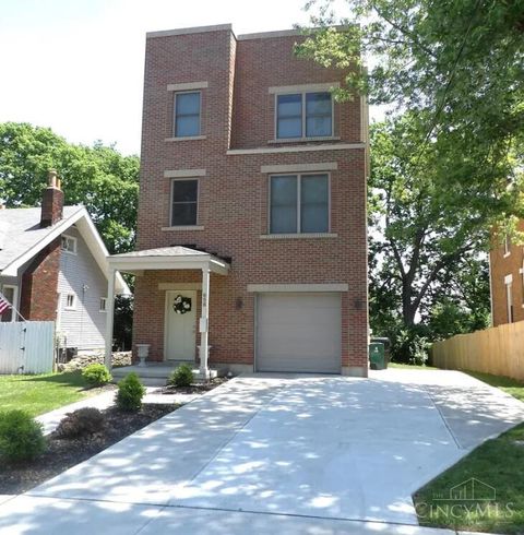 Photo of 658 Hawthorne Avenue, Cincinnati, OH 45205 (MLS # 1857731)