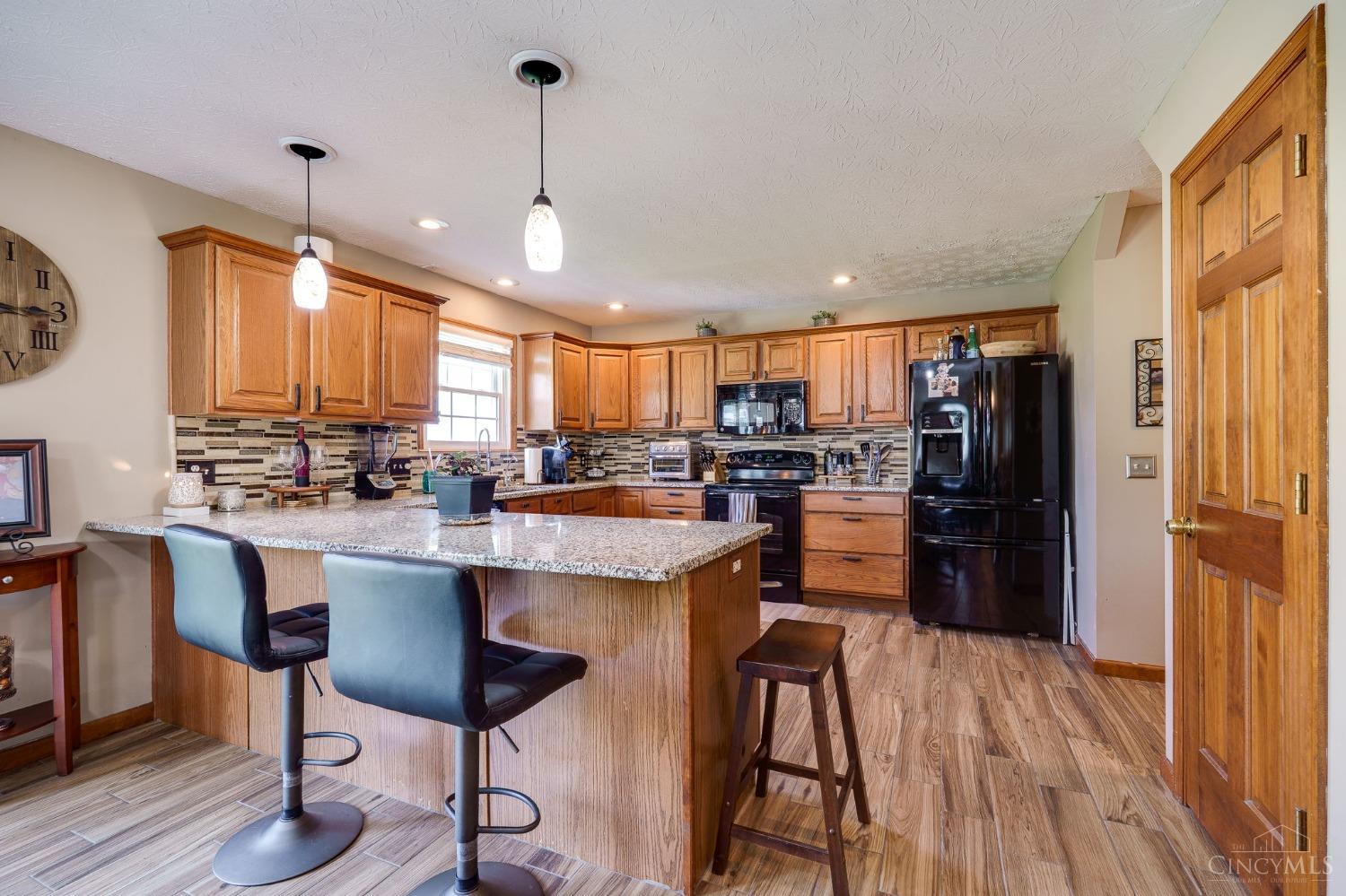 2952 Foxhound Drive, Fairfield Twp, Ohio image 7
