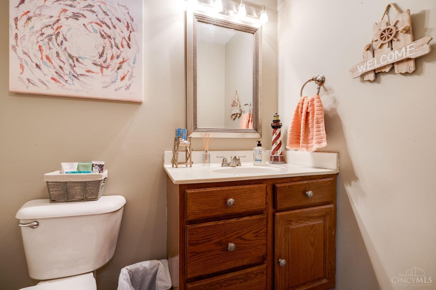 2952 Foxhound Drive, Fairfield Twp, Ohio image 11